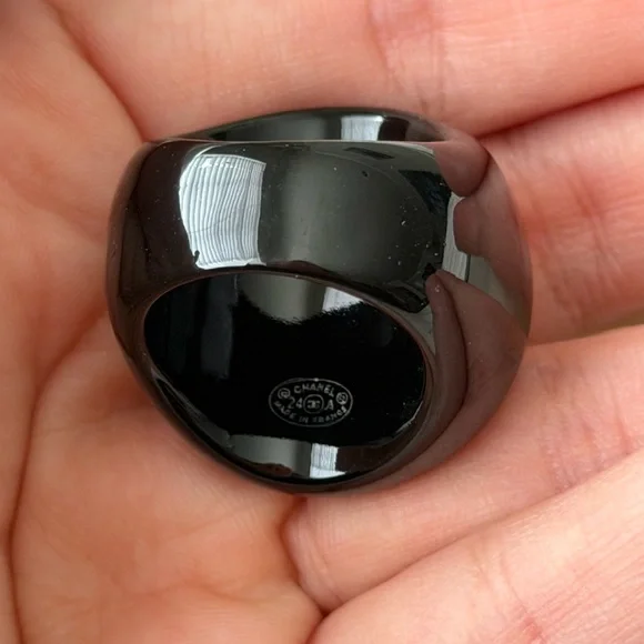 CHANEL Black and Gold Emblem Ring - Picture 15 of 16